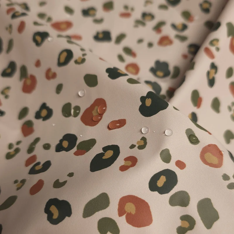 Tissu imperméable | Imprimé léopard neutre | Certifié OEKO-TEX®