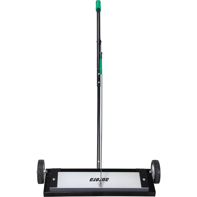 Balais magnétique à pousser 24"
