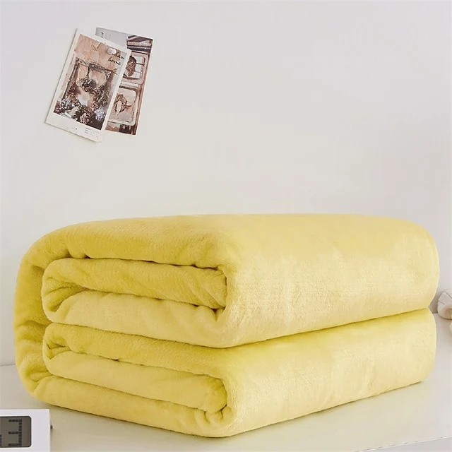 Plaid en Fausse Fourrure Jaune