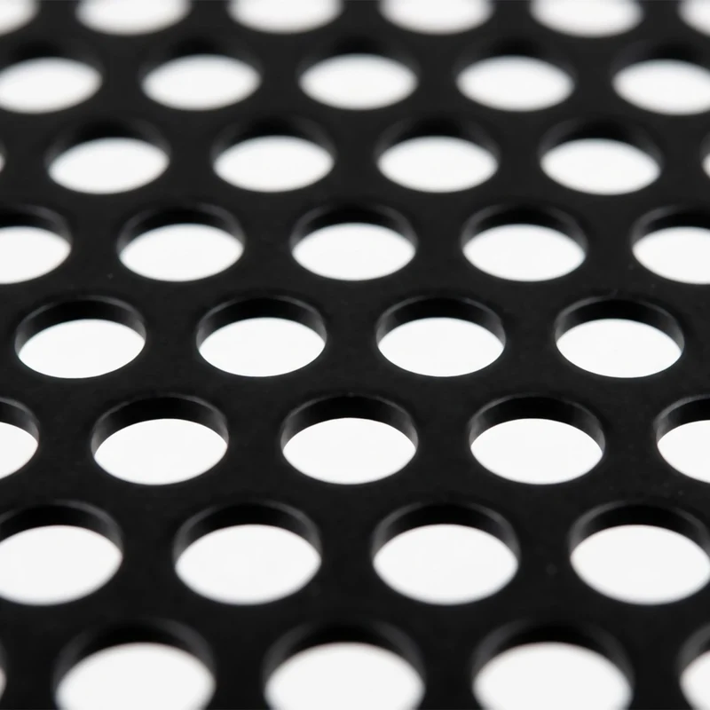 Brasero multifonction avec gril jardin 38 x 61 cm sécurité pare-étincelles design moderne en acier noir 13_0018888
