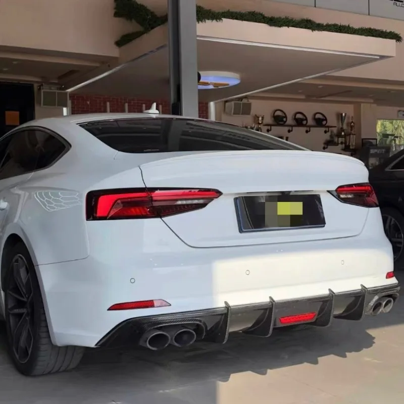 Diffuseur Arrière LED Audi A5 S5 S Line 2017-2020