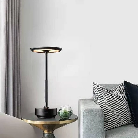 Lampe de table nordique sans fil