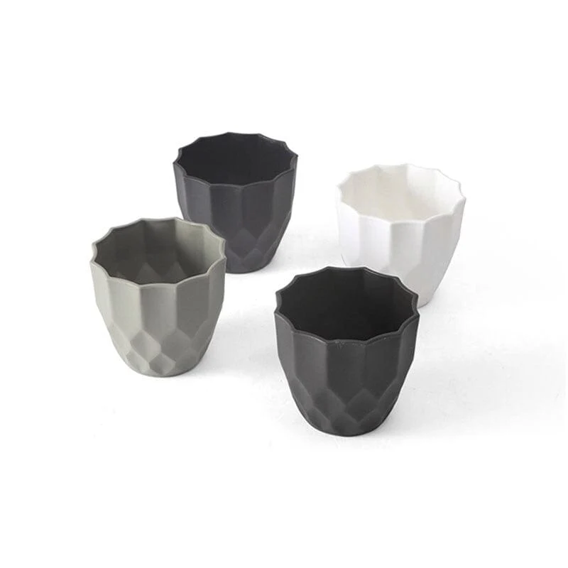 Petit Pot de Fleurs Arrondi