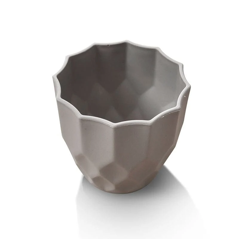 Petit Pot de Fleurs Arrondi