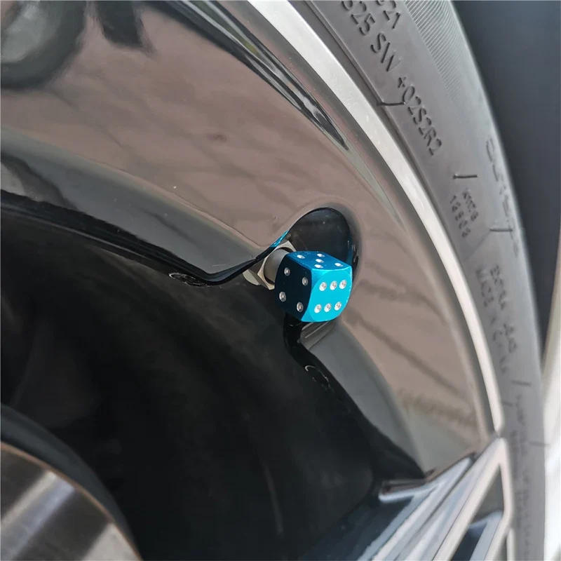 Bouchons de Valve Universels Dés Aluminium Anti-Poussière