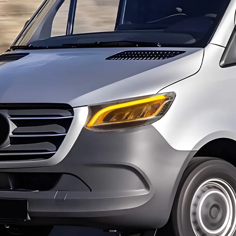 Phares LED Mercedes Sprinter W907 2018-2023 à lentille de projection