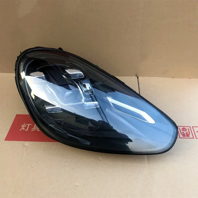 Phares LED Porsche Cayenne 958 2016
