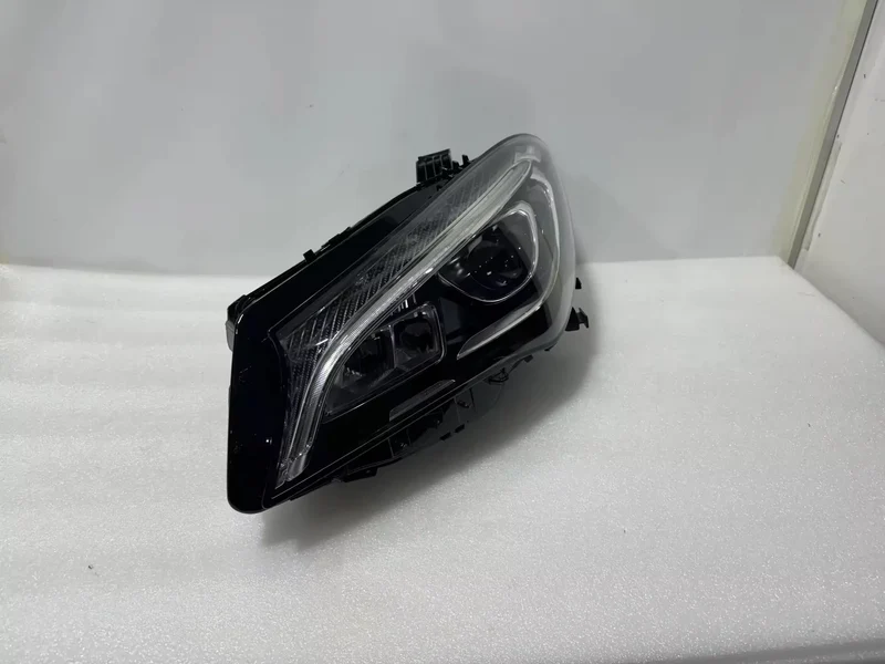 Phares LED Mercedes CLA W117 2016-2018