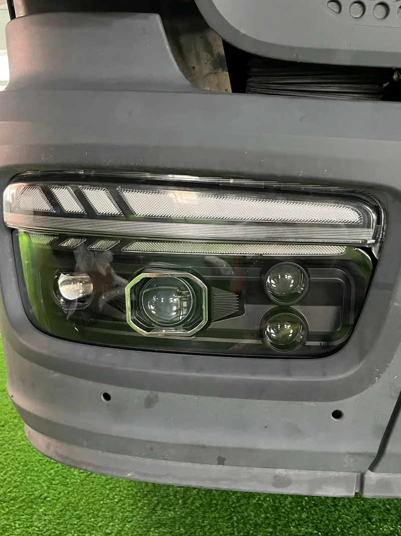 Phares LED Camion Mercedes-Benz Atego 24V