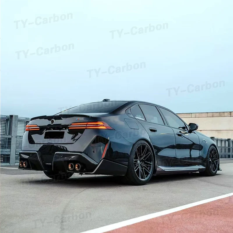 Diffuseur Arrière Carbone BMW M5 G90 Style MP 2025+