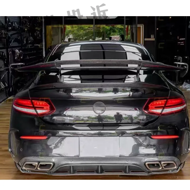 Becquet de Coffre Carbone Mercedes Classe C Coupé W205 2014-2021