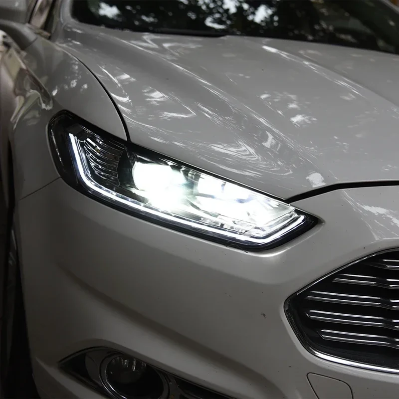 Phares LED Ford Mondeo 2013-2016