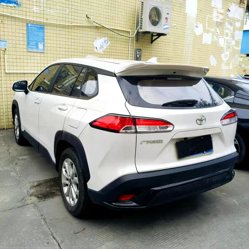 Becquet Arrière Toyota Corolla Cross 2022-2024
