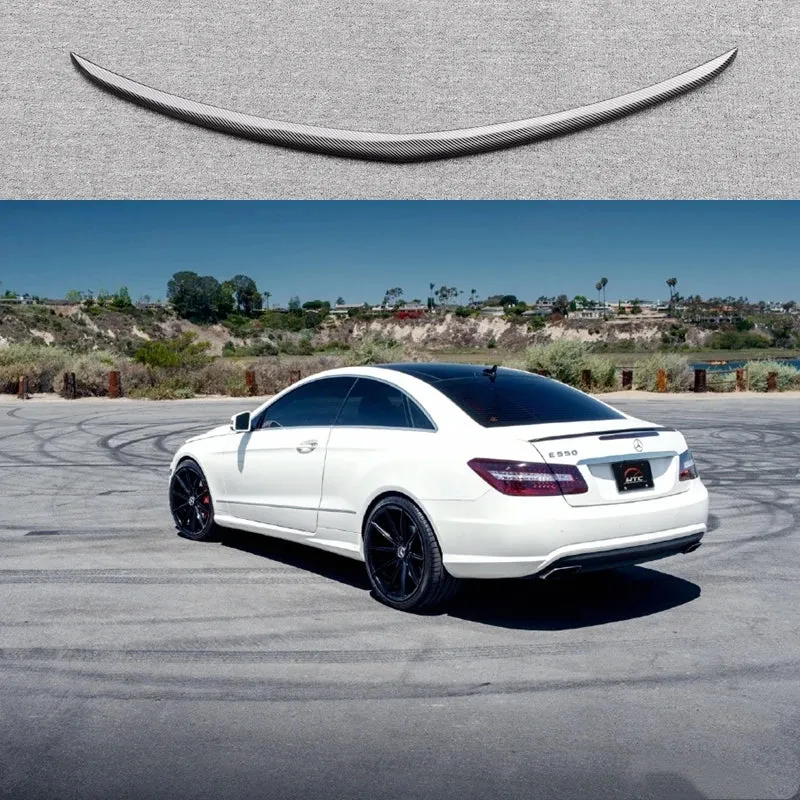 Becquet de Coffre Mercedes Classe E C207 W207 2008-2016