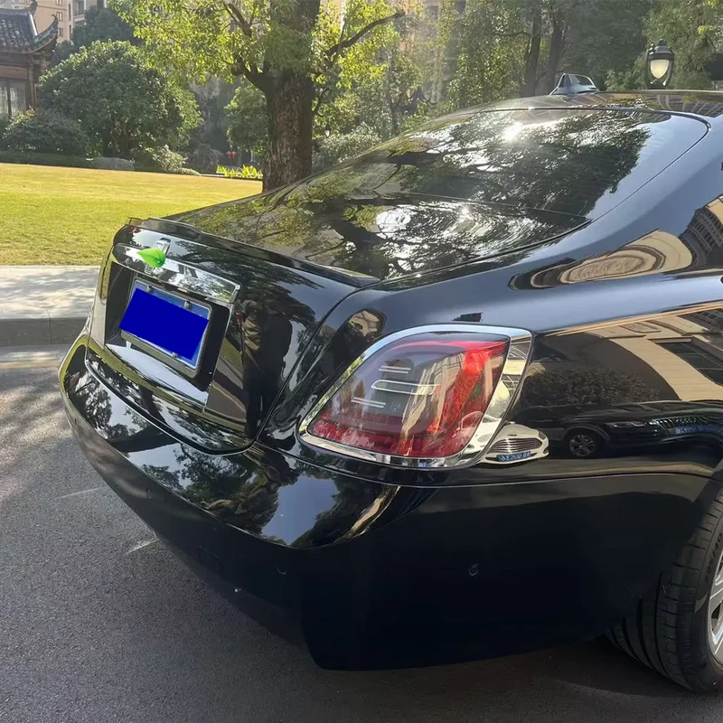Becquet de Coffre Rolls-Royce Ghost 2021-2024
