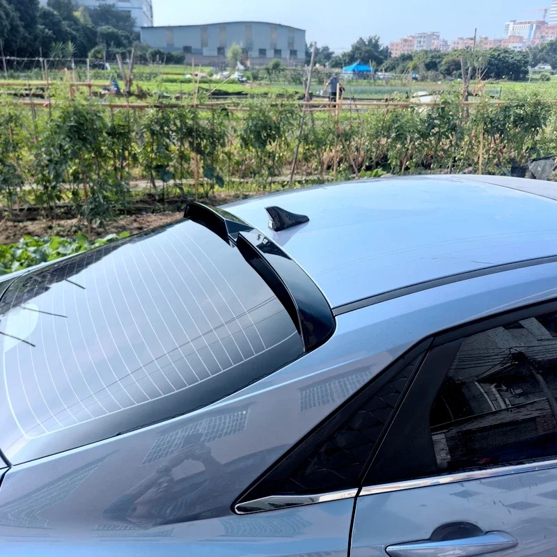 Becquet de Coffre Hyundai Elantra CN7 2020-2023
