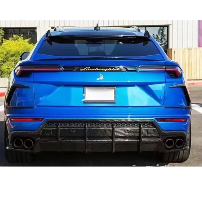 Becquet Aileron Arrière Carbone Lamborghini Urus