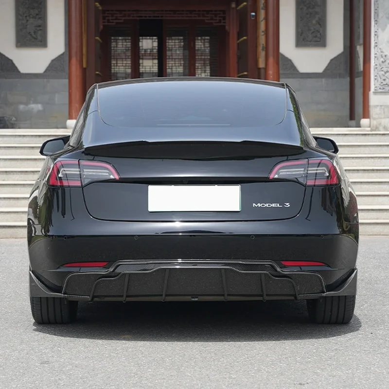 Diffuseur Becquet Pare-Chocs Arrière Tesla Model 3 2017-2023