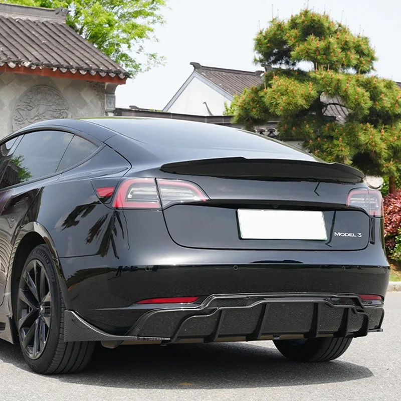 Diffuseur Becquet Pare-Chocs Arrière Tesla Model 3 2017-2023