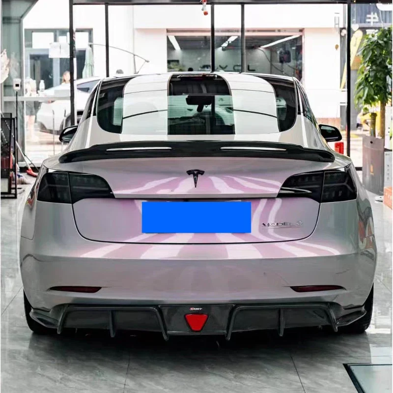 Becquet Coffre Tesla Model 3 IPM Carbone