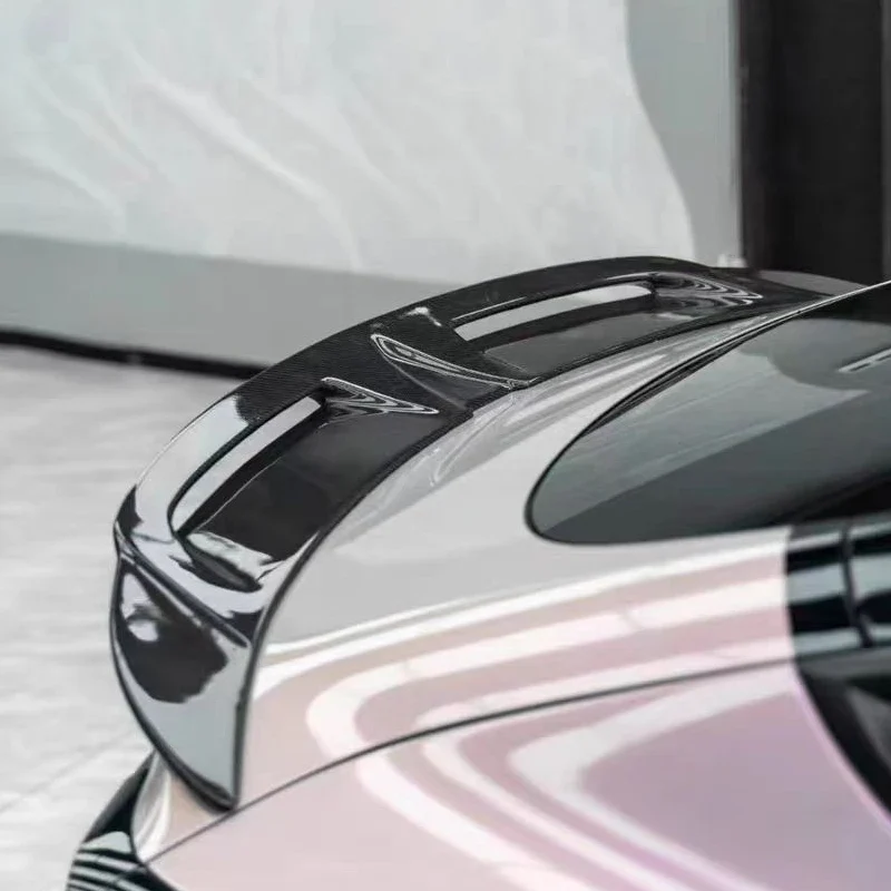 Becquet Coffre Tesla Model 3 IPM Carbone