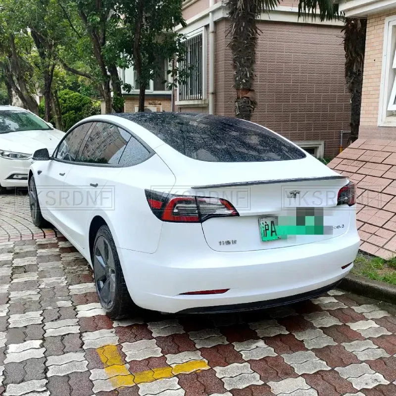 Becquet Coffre Tesla Model 3 Y ABS Performance