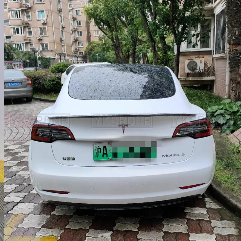 Becquet Coffre Tesla Model 3 Y ABS Performance