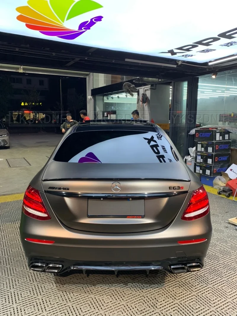 Becquet Mercedes E W213 E63 AMG 2016-2019 ABS