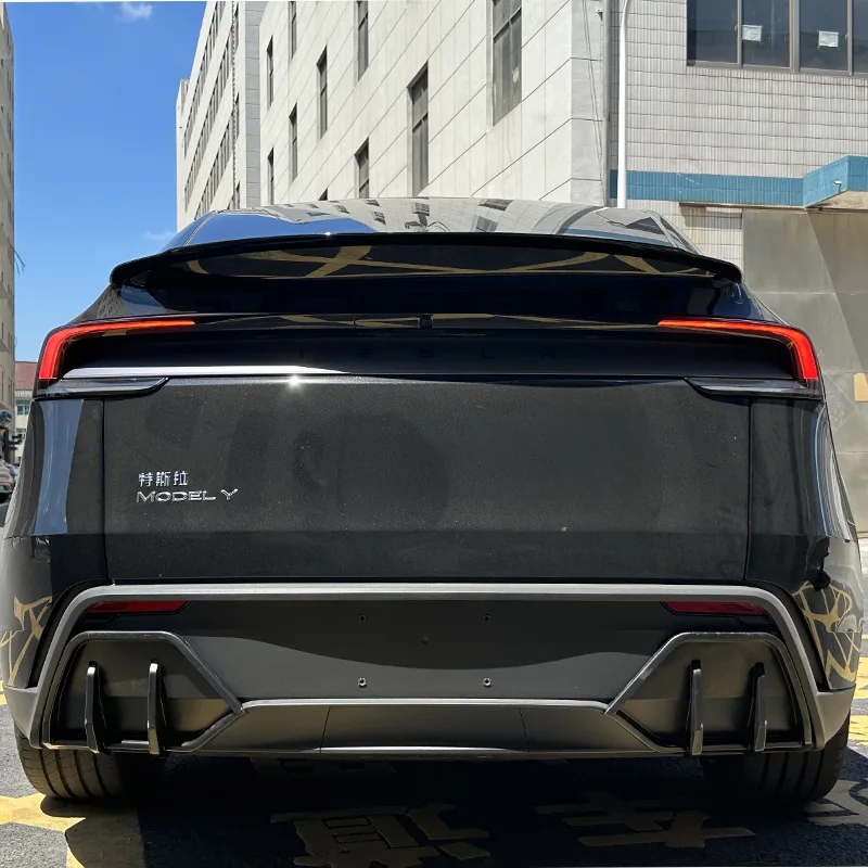 Diffuseur Arriere Tesla Model Y Juniper 2025
