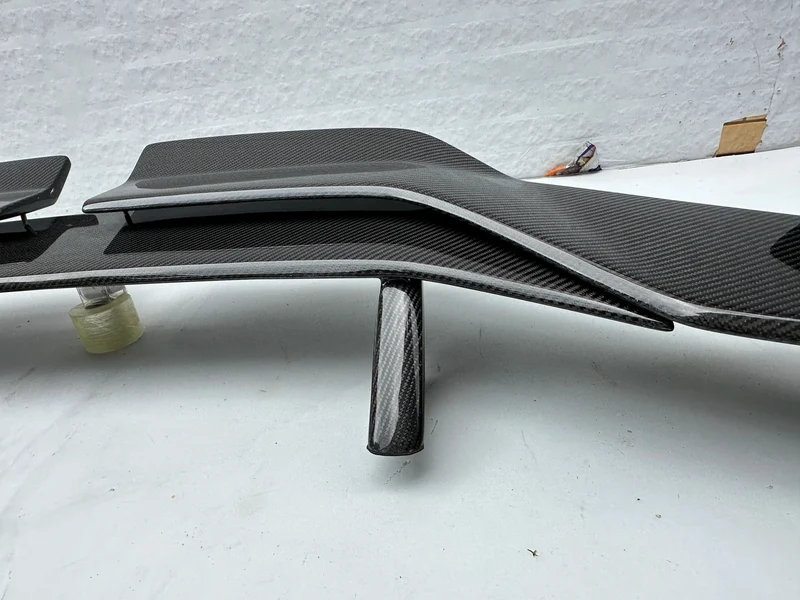 Becquet Toit BMW M3 M4 M5 G20 G80 G82 G30 Carbone