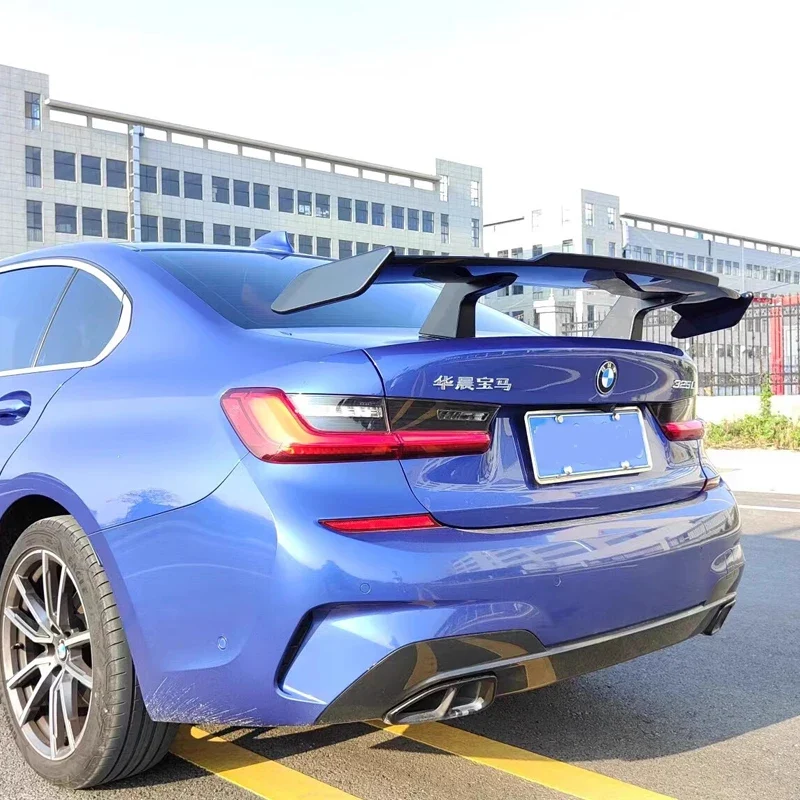 Becquet Universel BMW M3 E82 E87 E90 E92 F30 F10 GT