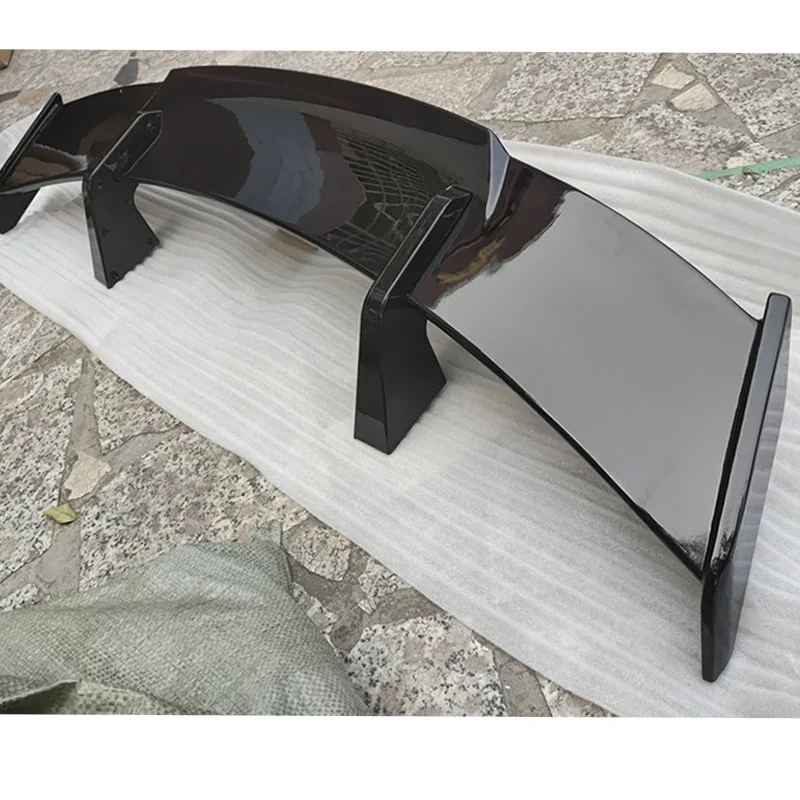 Becquet Universel BMW M3 E82 E87 E90 E92 F30 F10 GT