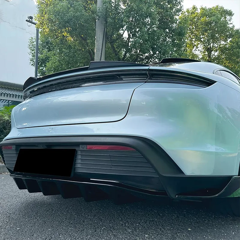 Becquet de Toit Porsche Taycan 2019-2024 Carbone