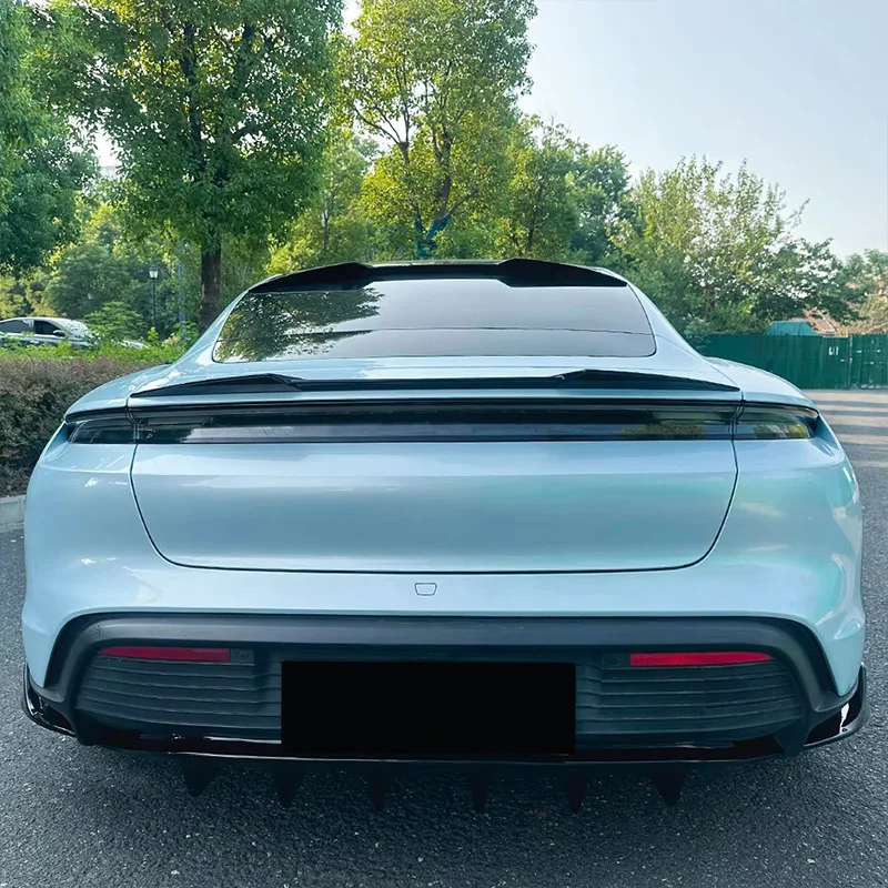 Becquet de Toit Porsche Taycan 2019-2024 Carbone