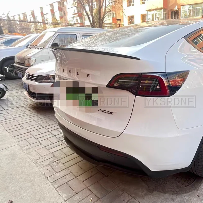 Becquet Coffre Tesla Model 3 Model Y Carbone