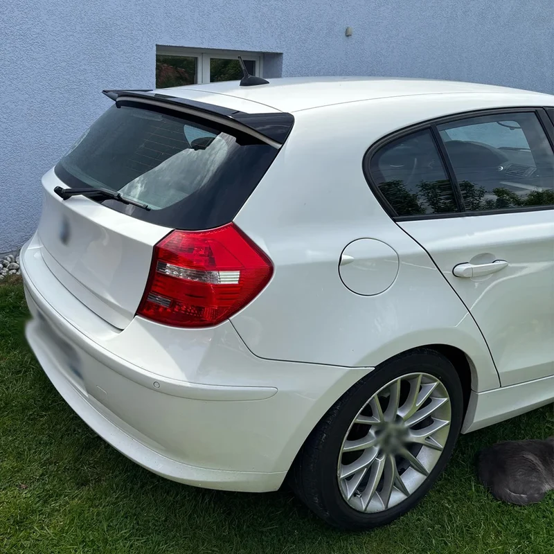 Becquet BMW Série 1 E81 E87 116i 118i 120i 2004-2011