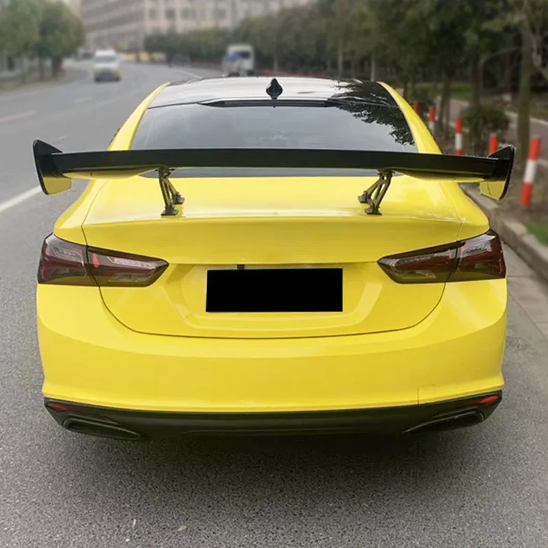 Becquet Universel GT Berline Coupé Carbone ABS