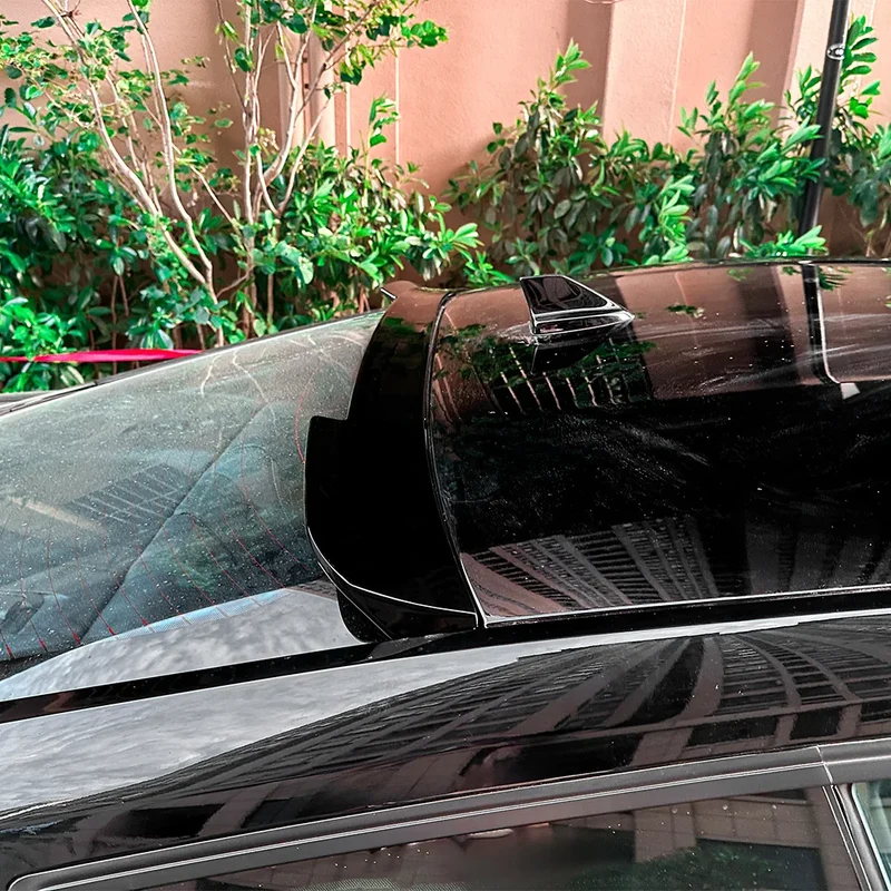 Becquet Ford Mustang MK7 2024-2025 Trunk Roof Sport