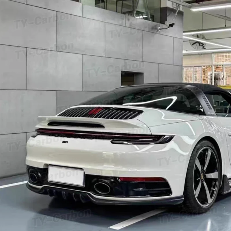 Becquet Dry Carbon Porsche 911 992 Ducktail 2019+