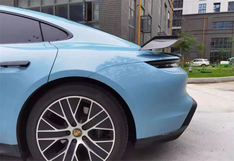 Becquet Coffre Porsche Taycan Carbone 2019-2023