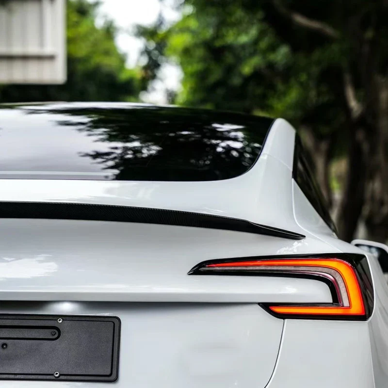 Becquet Carbone Tesla Model 3 Highland 2024-2026 Performance