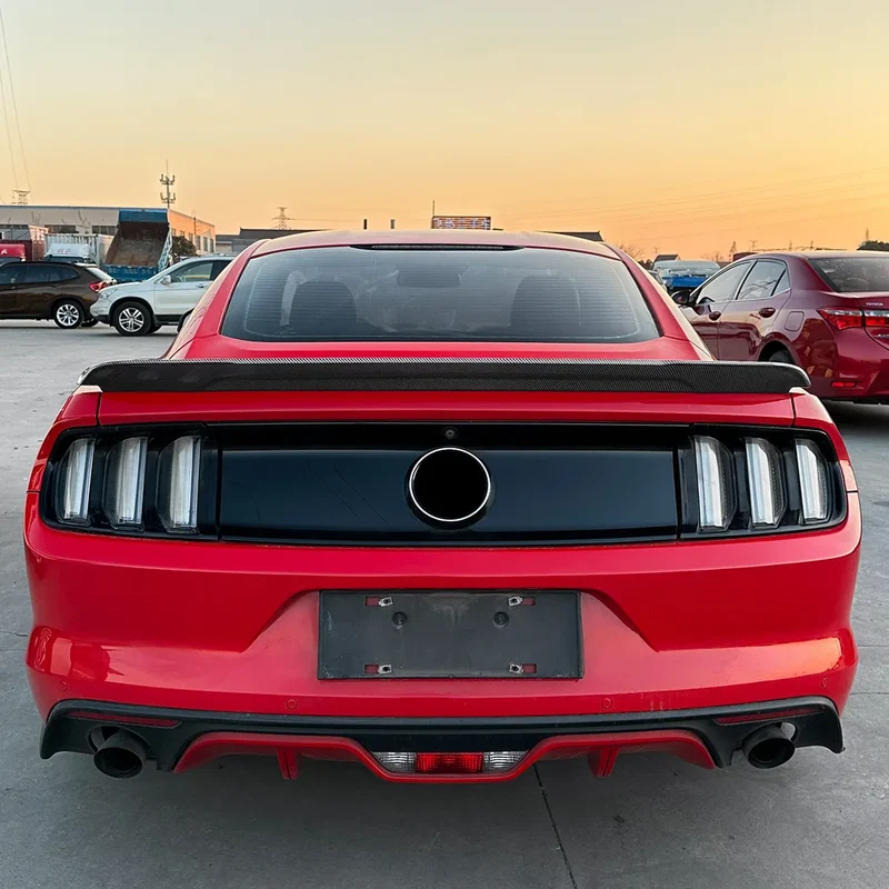 Becquet Coffre Ford Mustang MK6 Decklid 2015-2022
