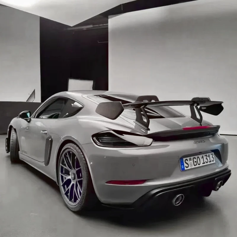 Spoiler Aileron Porsche 718 Cayman GT4 RS Carbone