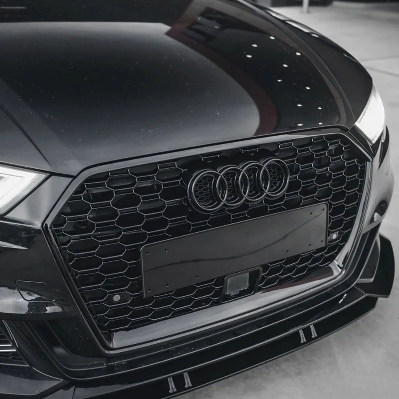 Calandre Noire Nid Abeille Style RS3 Audi A3 S3 8V