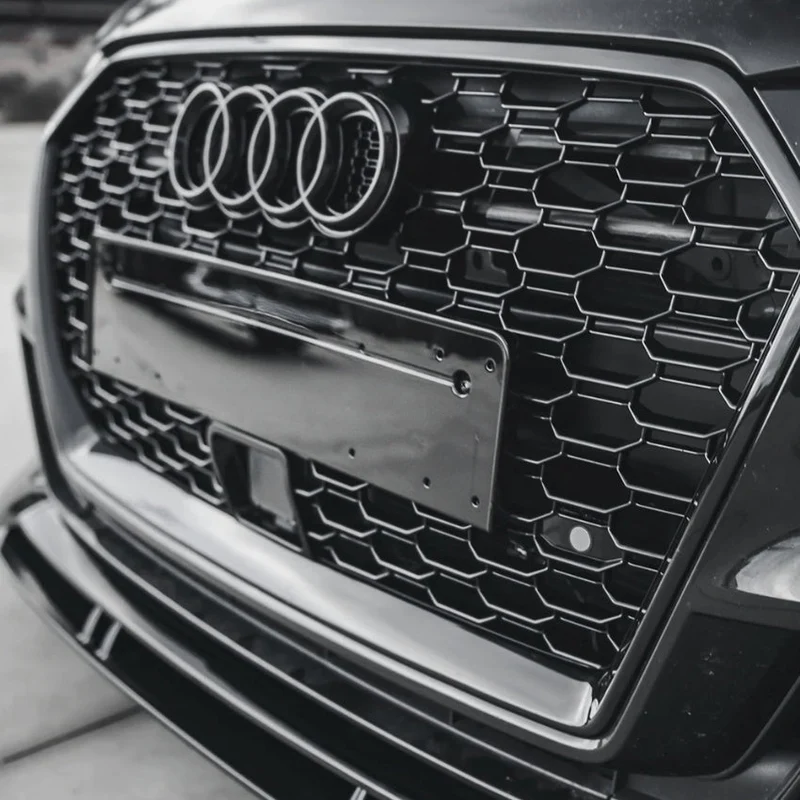 Calandre Noire Nid Abeille Style RS3 Audi A3 S3 8V