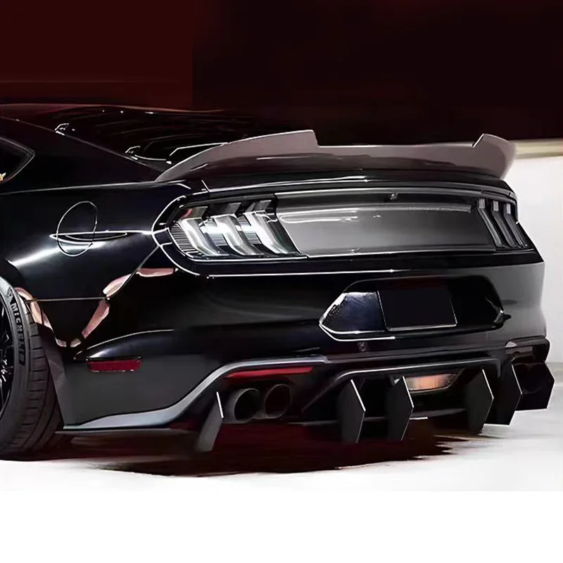 Diffuseur Arrière 4 Ailettes Ford Mustang 2015-2023