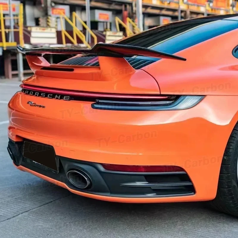Becquet Carbone Porsche 911 992 Style SD