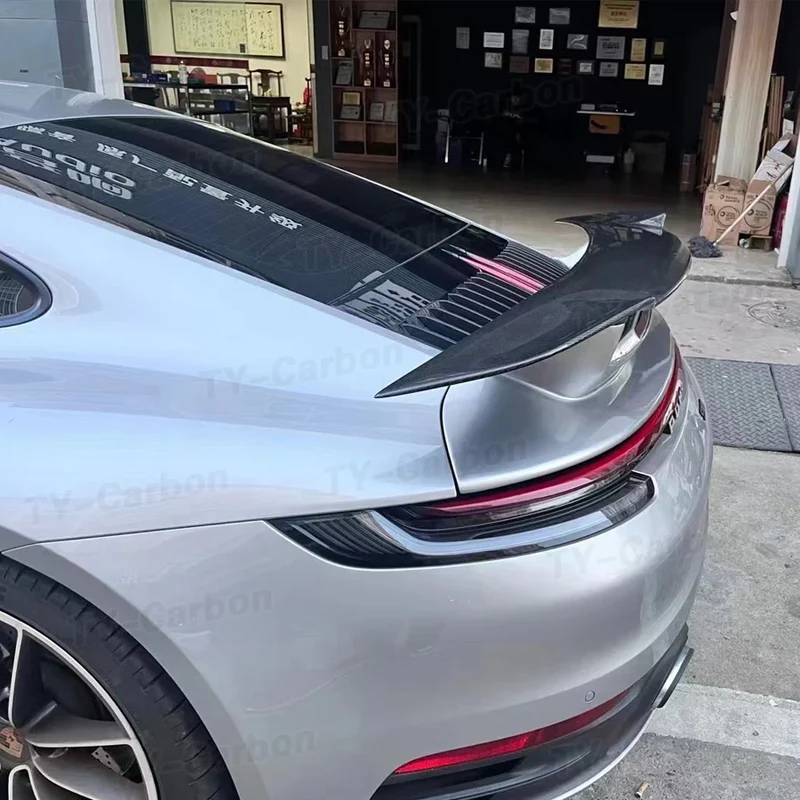Becquet Carbone Porsche 911 992 Style SD