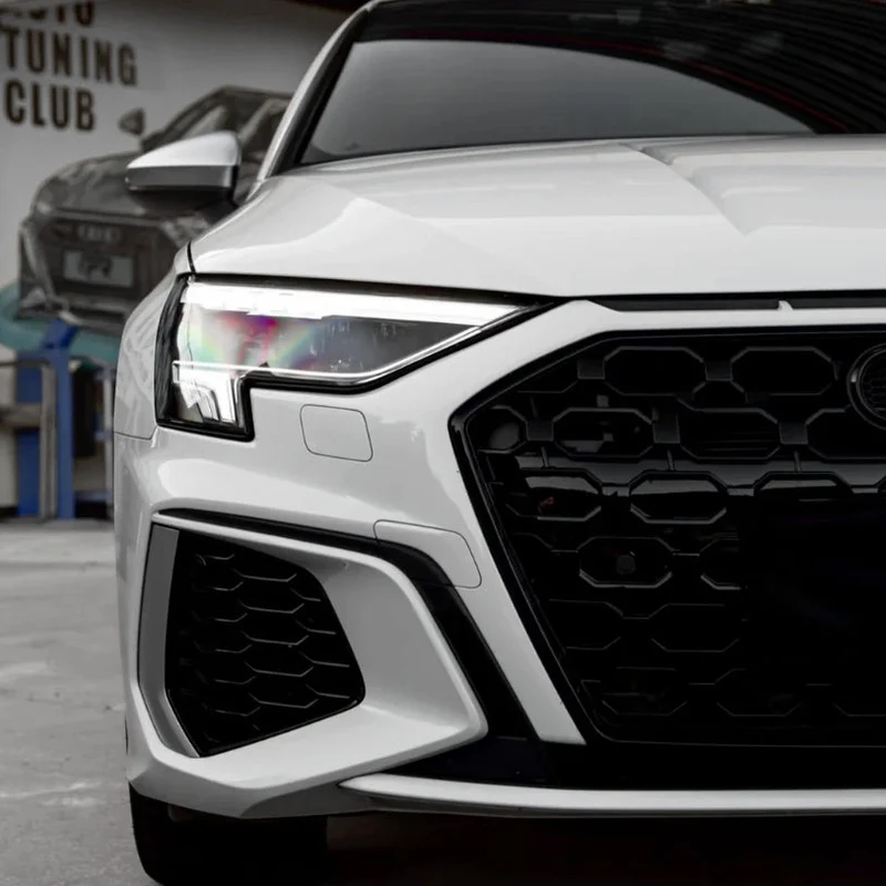 Cadre Calandre Noir pour Audi A3 / S3 8Y