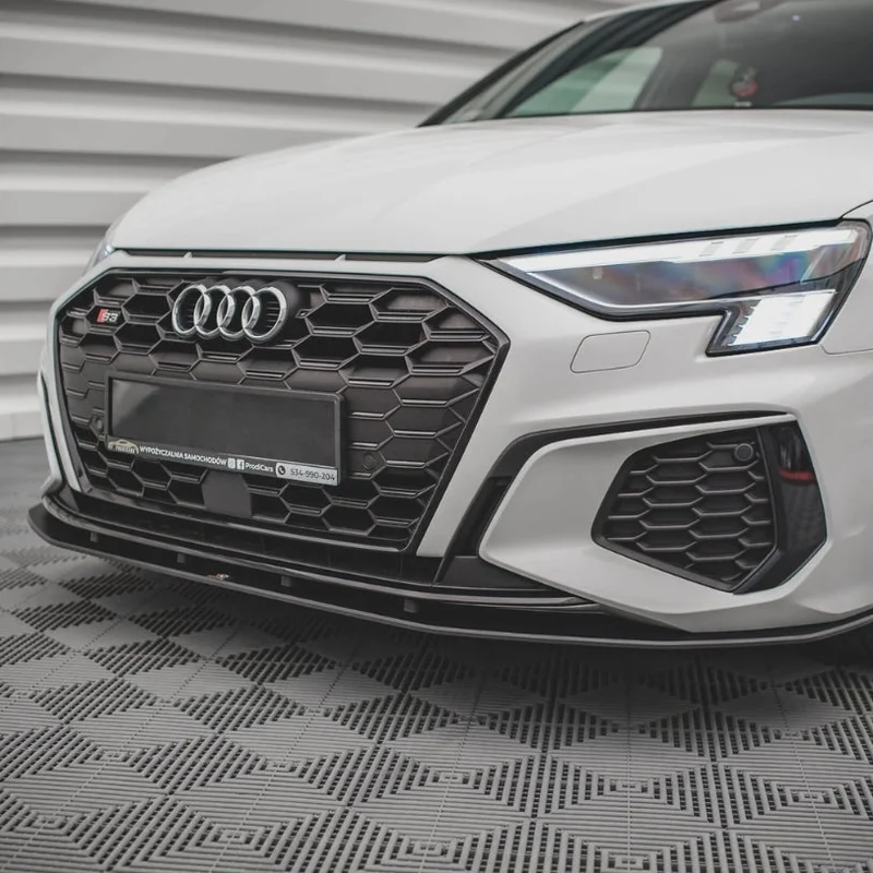 Cadre Calandre Noir pour Audi A3 / S3 8Y